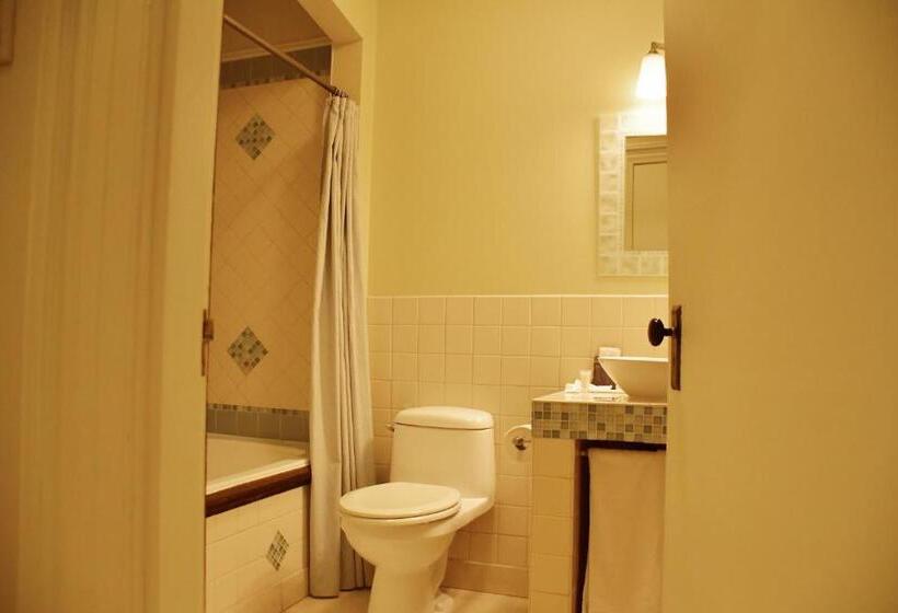 Номер Стандарт, Tait House By Bower Boutique Hotels