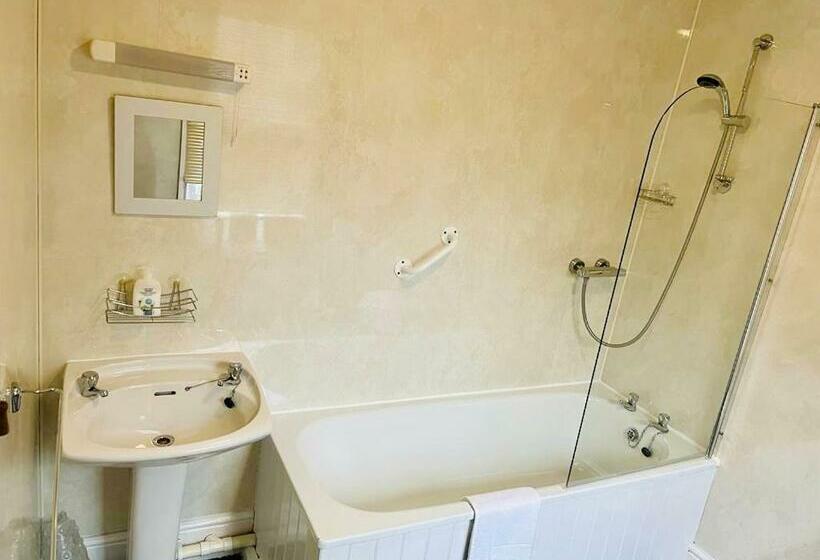 Номер Стандарт, Bryncelyn Guesthouse
