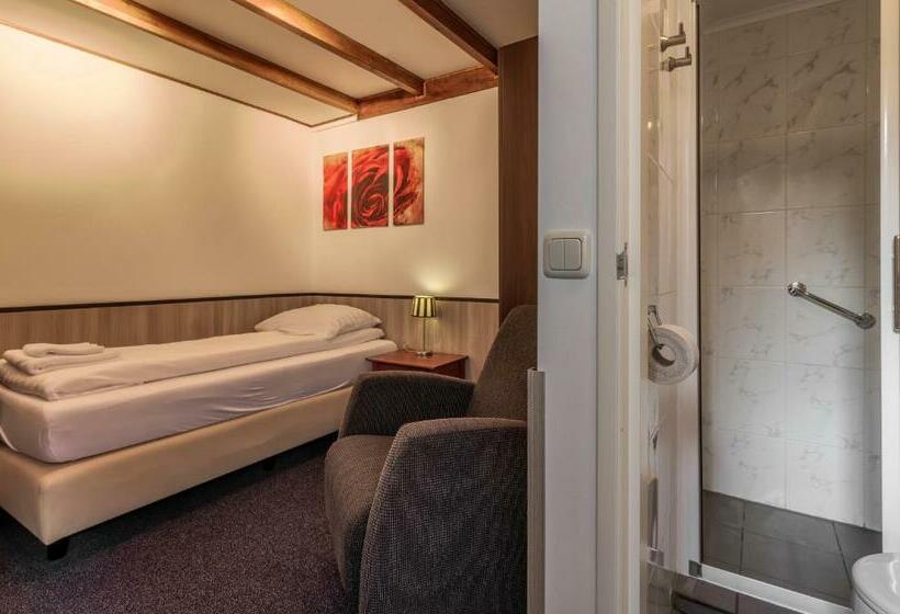 اتاق استاندارد یک نفره, Randenbroek