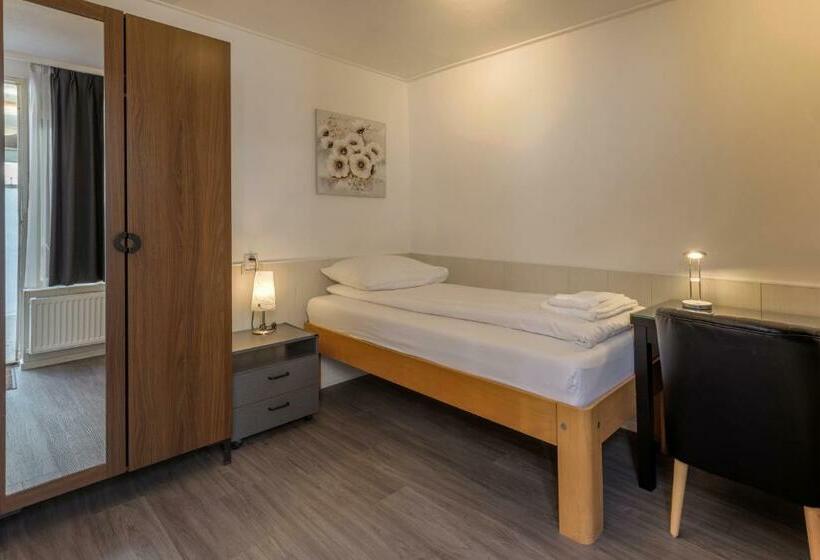 اتاق استاندارد یک نفره, Randenbroek