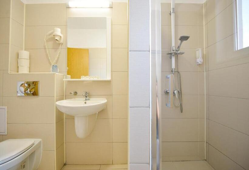 سوییت جونیور سوپریور, Decebal Bistrita