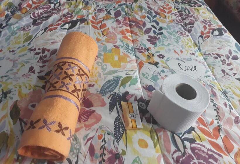 اتاق استاندارد, Jo´s Place