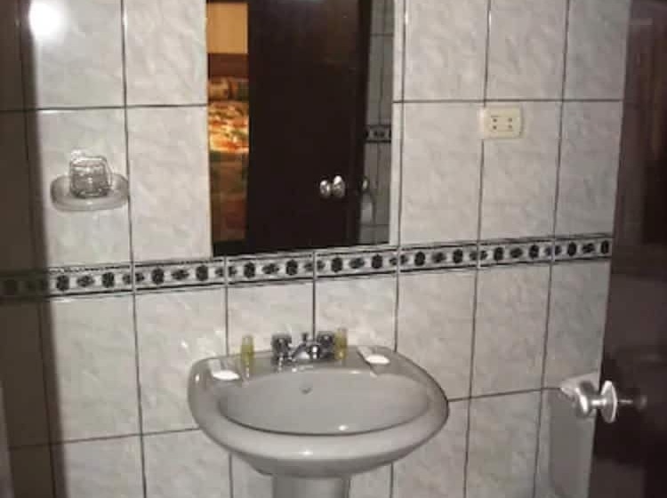 Номер Стандарт, Dm Hoteles Ayacucho