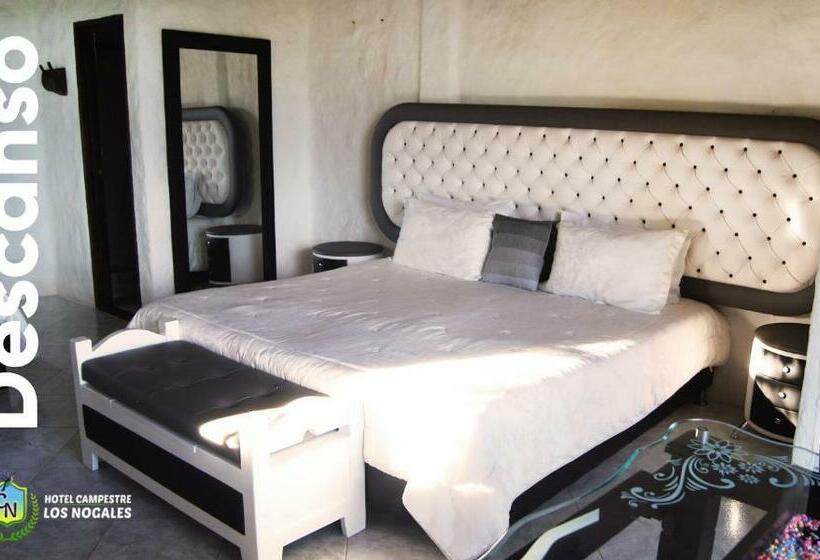 스위트 킹사이즈 침대, Campestre Los Nogales