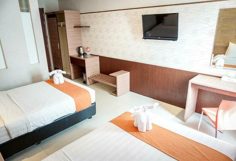 Номер Deluxe, Andelir Hotel Simpang Lima Semarang