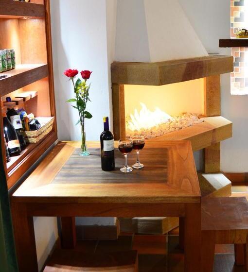 سوییت لوکس, Antonio Nariño