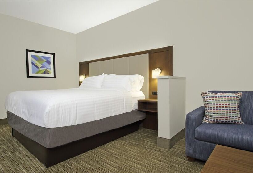 스위트, Holiday Inn Express & Suites Columbus North By Ihg