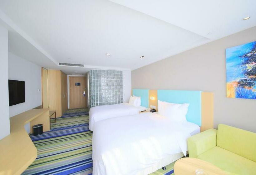 标准间, Holiday Inn Express Yingkou Onelong Plaza, An Ihg