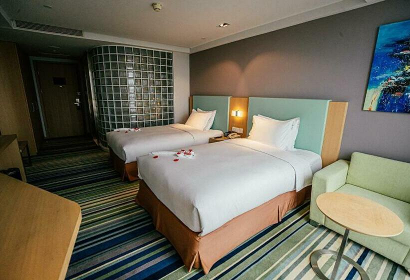 Номер Стандарт, Holiday Inn Express Yingkou Onelong Plaza, An Ihg