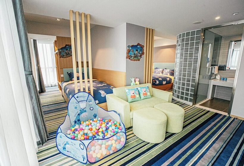 标准间, Holiday Inn Express Yingkou Onelong Plaza, An Ihg