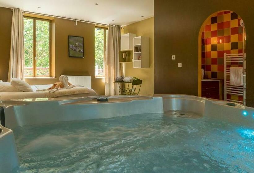 Номер Deluxe, La Font Vineuse & Spa
