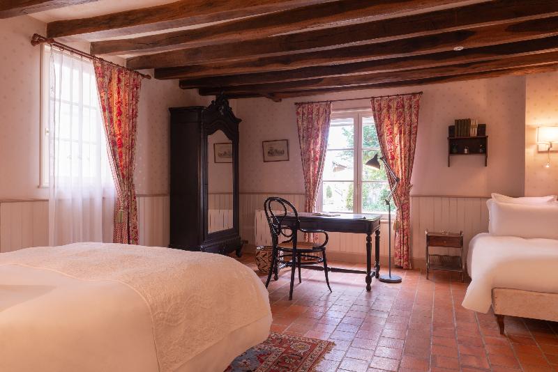 Номер Стандарт Трехместный, Le Domaine De Mestré, The Originals Relais