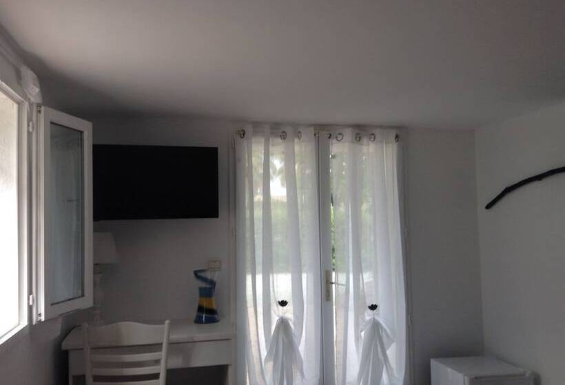 Номер Комфорт, Chambres D Hôtes Le Mas Du Bijou Bleu