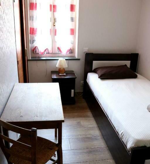 Standardeinzelzimmer, Auberge Saint Martin
