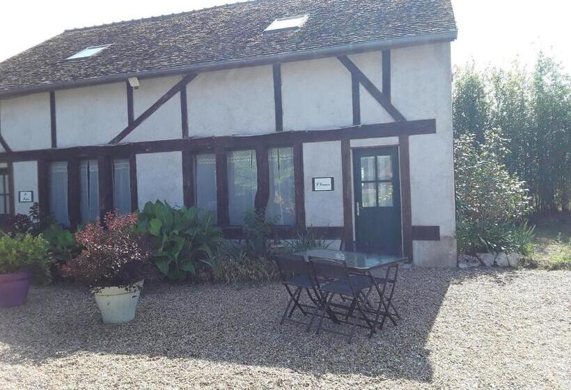 شقة غرفة واحدة, La Belvinière Chambres Et Table D Hôtes