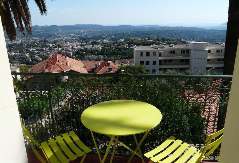 اتاق خانوادگی, Les Palmiers Grasse