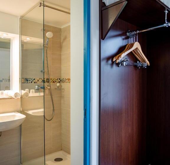 Номер Стандарт, Contact Hotel Restaurant La Chaumière Les Mureaux Flins