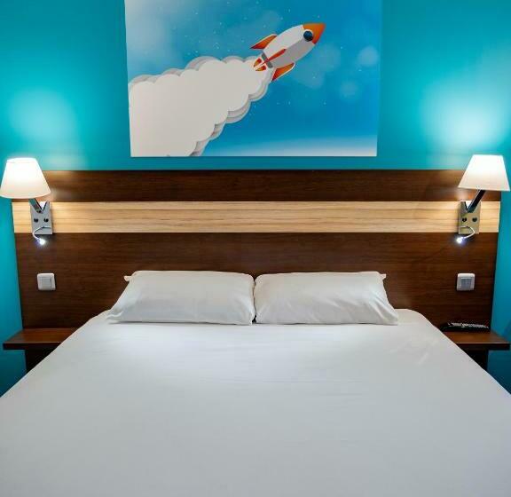 Номер Стандарт, Contact Hotel Restaurant La Chaumière Les Mureaux Flins
