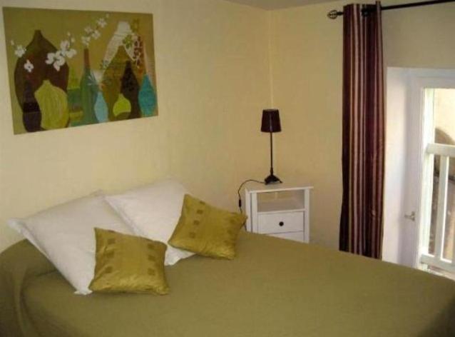 Номер Стандарт, Hôtel Le Globe