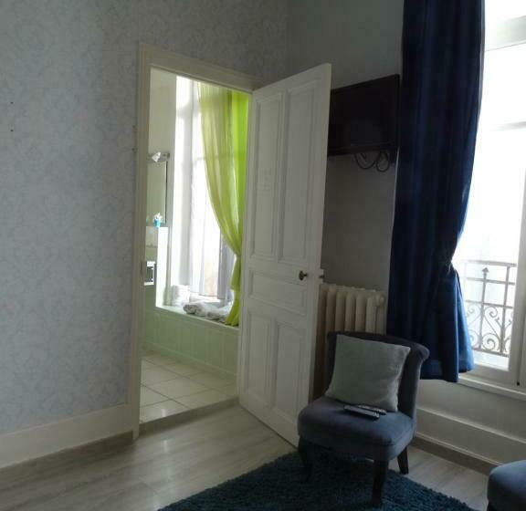 Suite, Le Belvedere Des Remparts