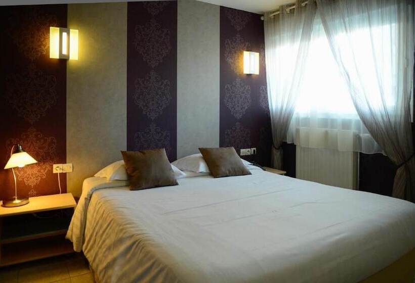 Семейный Номер, Contact Hôtel   Motel Les Bleuets