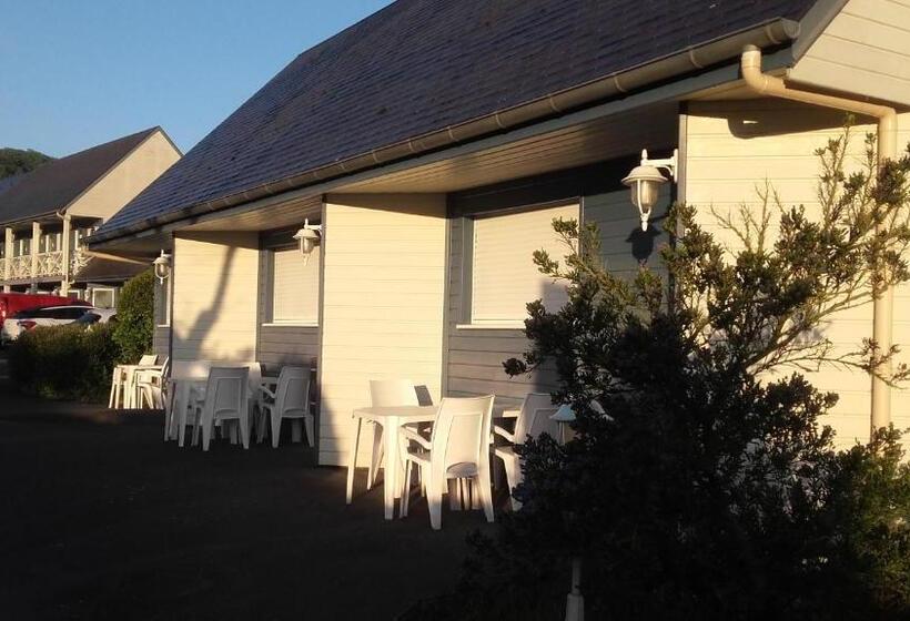 スタンダードトリプルルーム, Contact Hôtel   Motel Les Bleuets