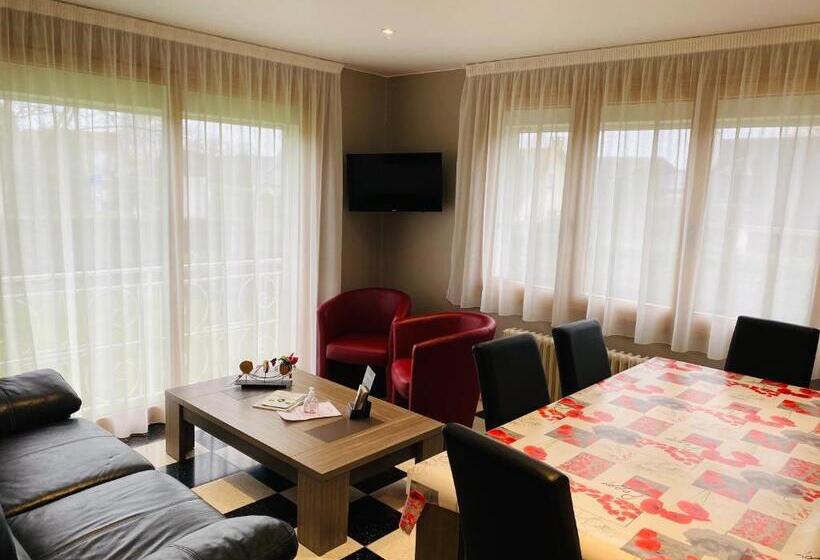 Дом 1 Спальня, Contact Hôtel   Motel Les Bleuets