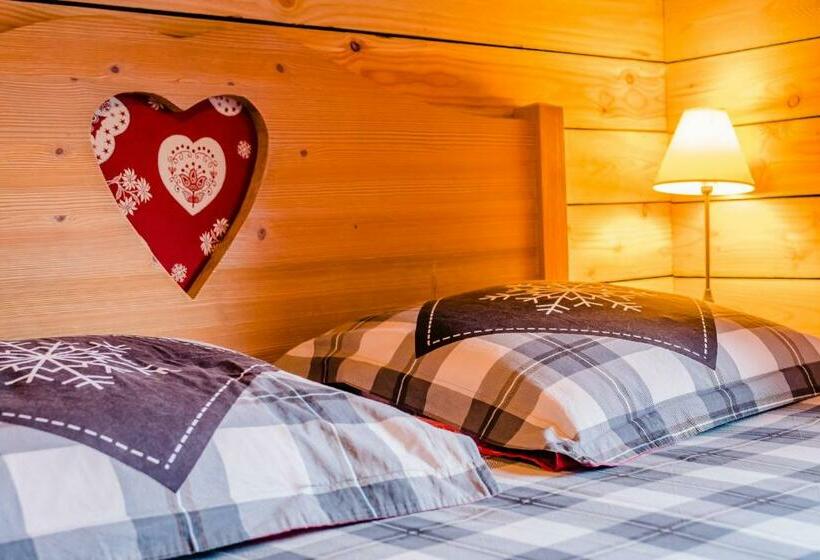 Номер Стандарт, Auberge De Liezey