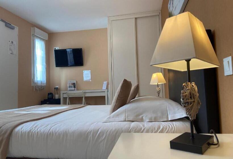 스탠다드 내측 룸, Hôtel De La Plage