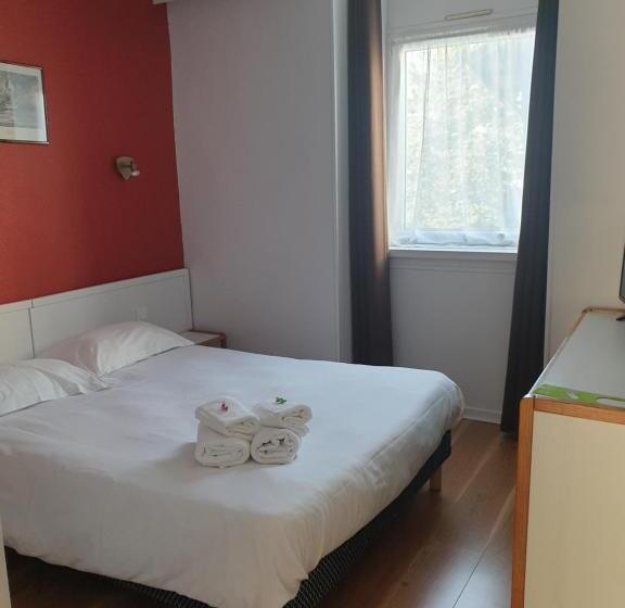 Четырехместный Номер Стандарт, Hôtel Hermance