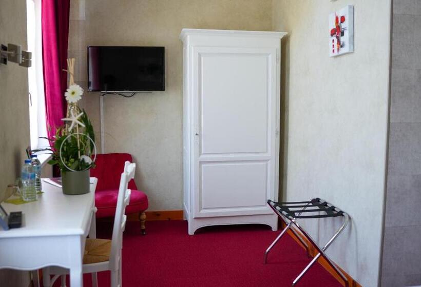 غرفة قياسية, Hôtel Picardia