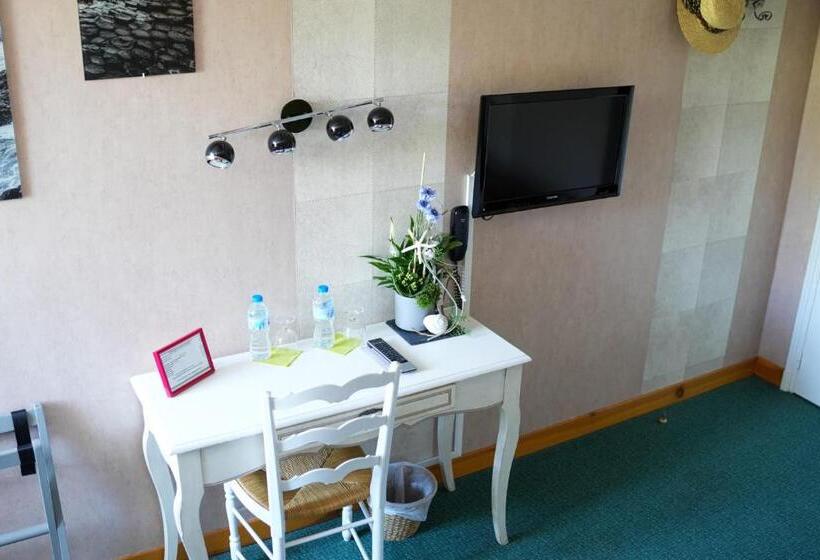 غرفة عائلية, Hôtel Picardia