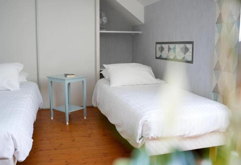 Семейный Номер, Hôtel Picardia