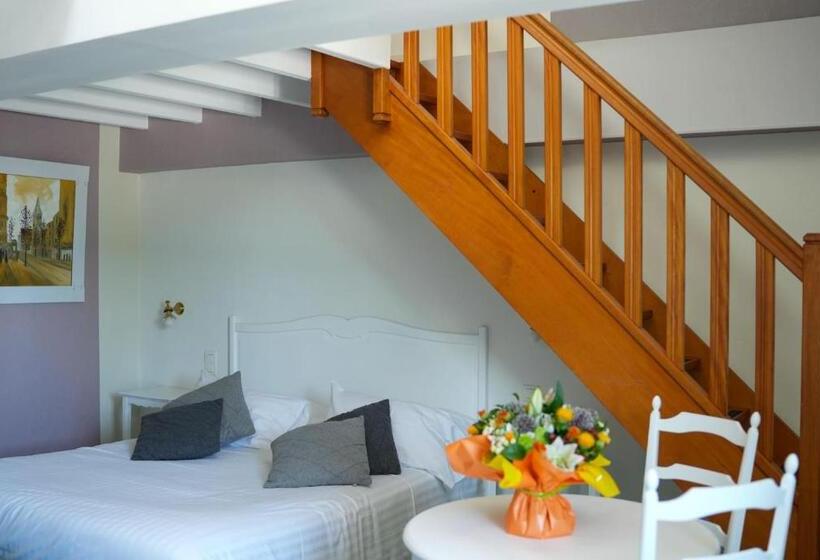 Семейный Номер, Hôtel Picardia