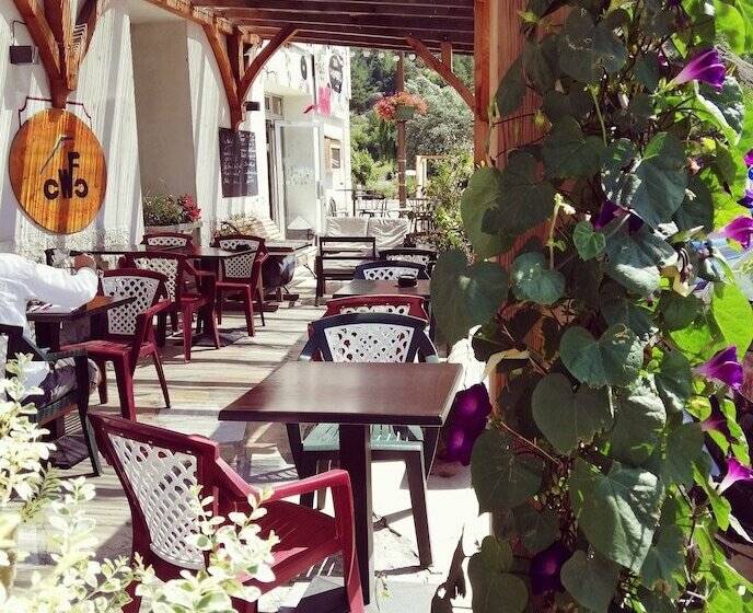 Четырехместный Номер Стандарт, L'Auberge d'Eygliers