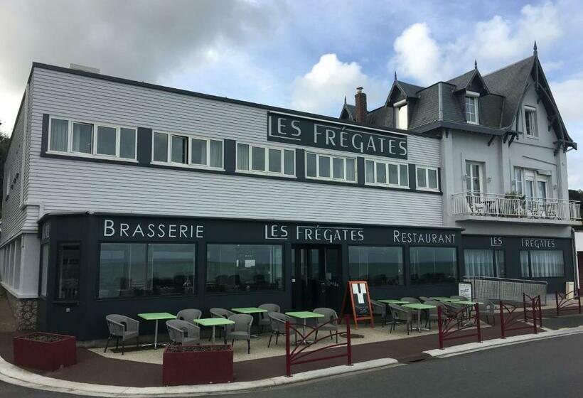 חדר קומפורט, Les Fregates