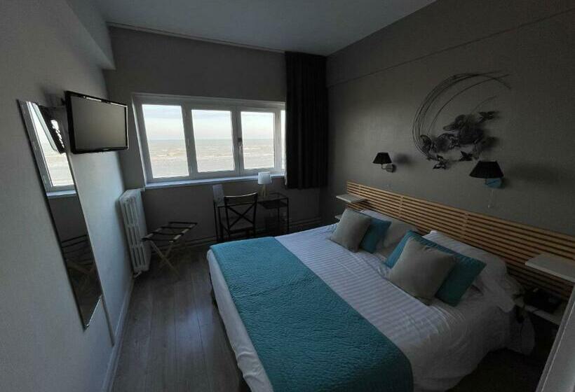 스탠다드 룸 바다 전망, Les Fregates