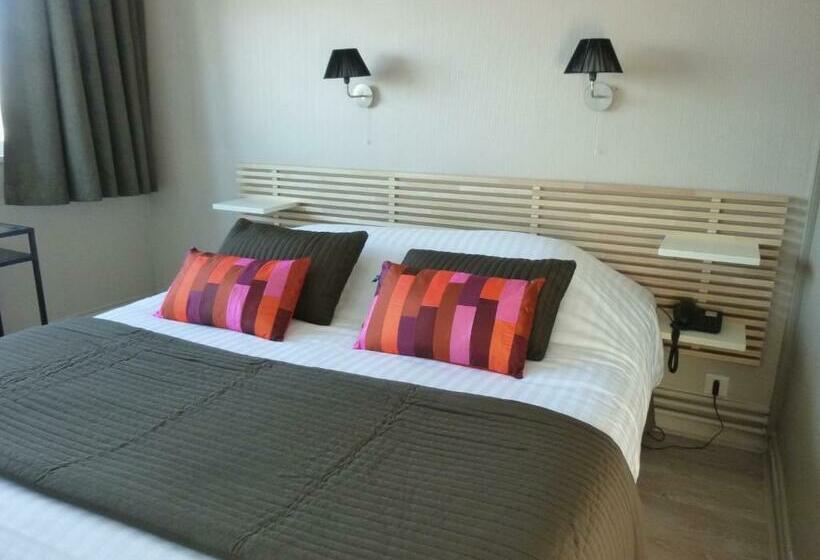 스탠다드 룸 바다 전망, Les Fregates