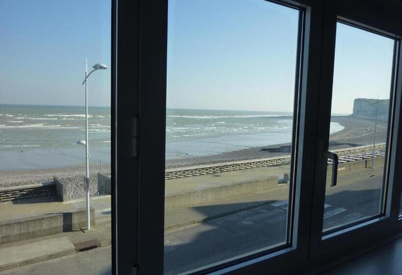 스탠다드 룸 바다 전망, Les Fregates