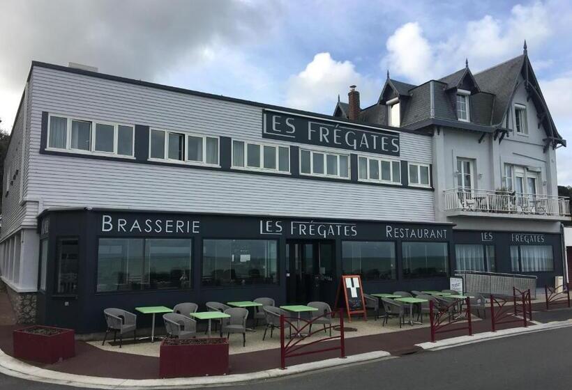 Номер Стандарт Внутренний, Les Fregates