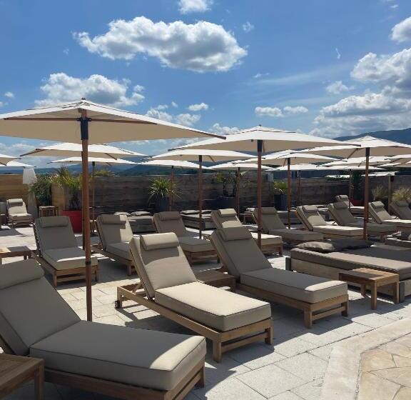 Номер Стандарт, Les Loges Du Luberon
