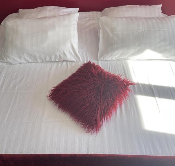 Номер Стандарт, Les Loges Du Luberon