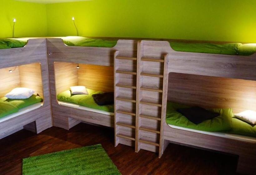 Кровать в Общей Комнате, Bavaria City Hostel   Design Hostel