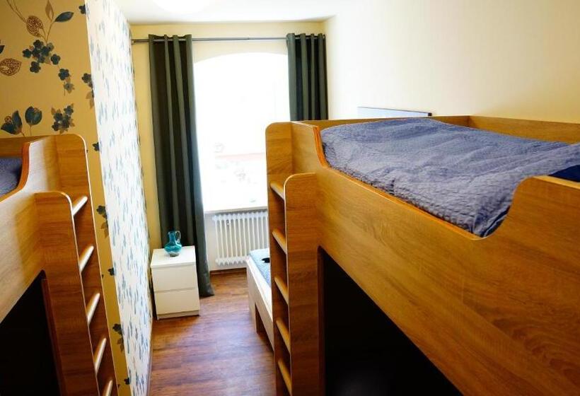 Номер Economy, Bavaria City Hostel   Design Hostel