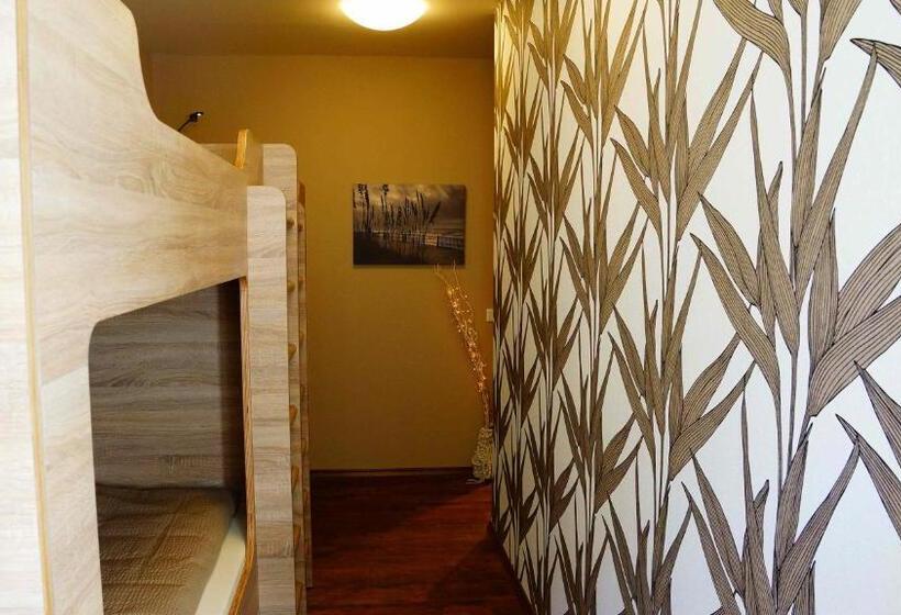 Четырехместный Номер Классик, Bavaria City Hostel   Design Hostel