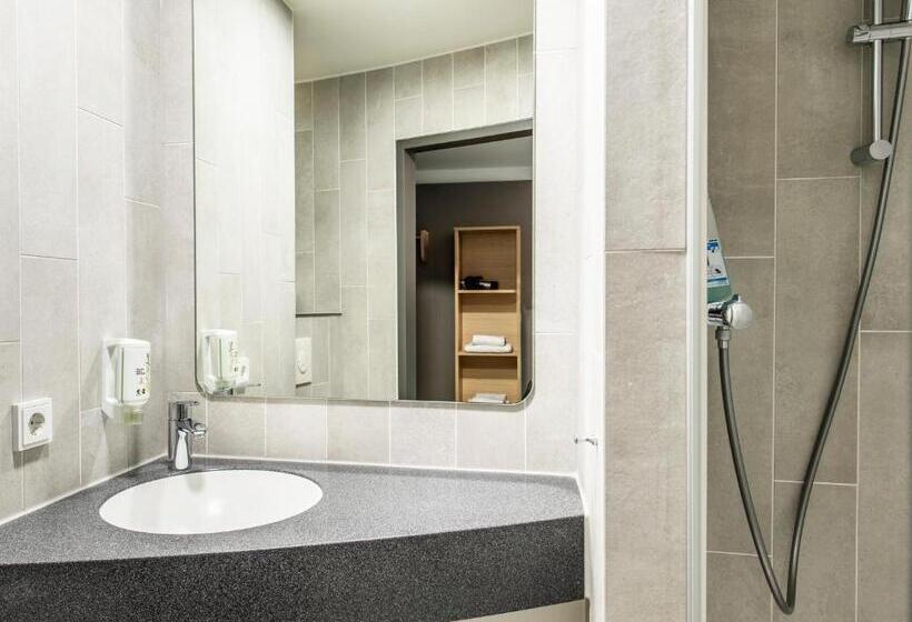 Номер Стандарт Трехместный, B&b Hotel Nürnberg Hbf
