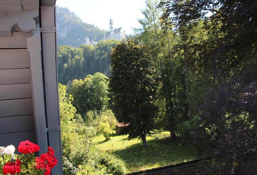 Номер Стандарт, Romantic Pension Albrecht   Since 1901