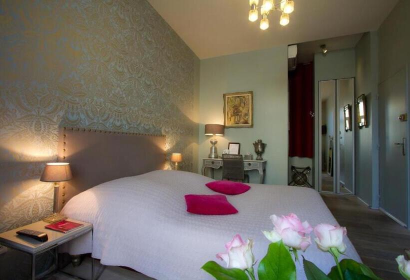اتاق لوکس, Au Coeur De Bordeaux B&b