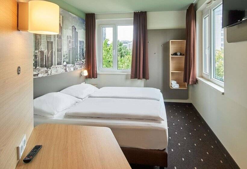 Номер Стандарт, B&b Hotel Frankfurt West