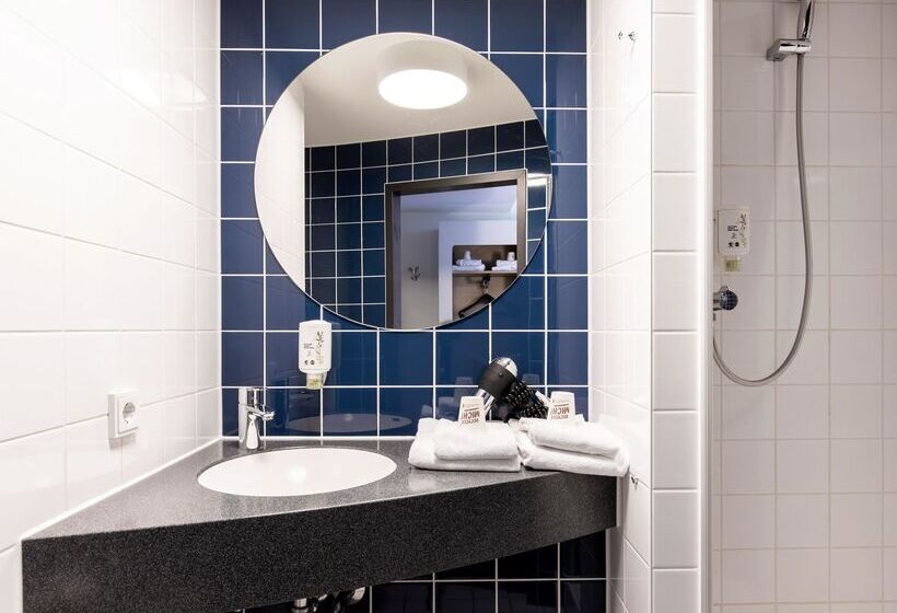 Номер Стандарт, B&b Hotel Hamburg Nord